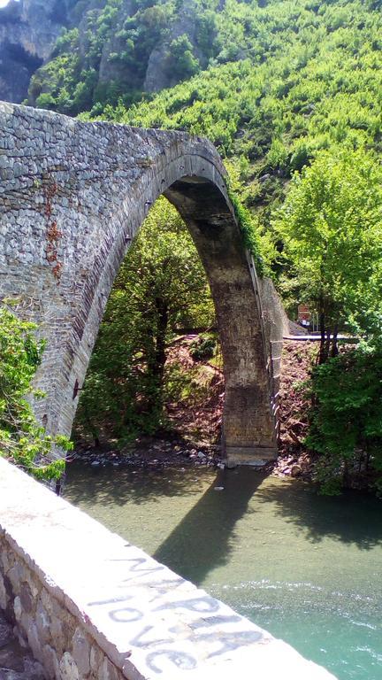 Hotel Aoos Konitsa Esterno foto